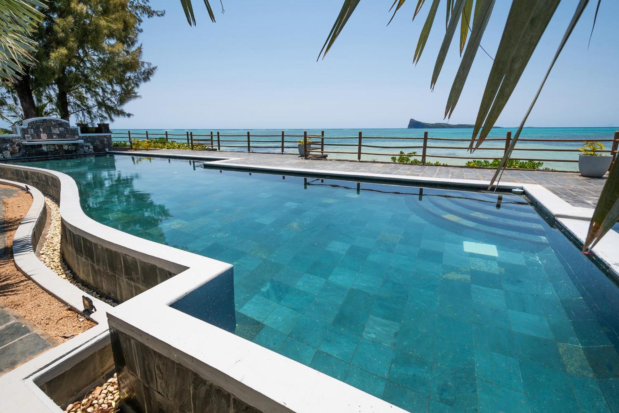 Luxury Beachfront Duplex, Coin De Mire View / 3Bed Cap Malheureux Exterior foto